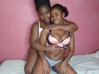 Erotinis vaizdo pokalbis EboniesBelle