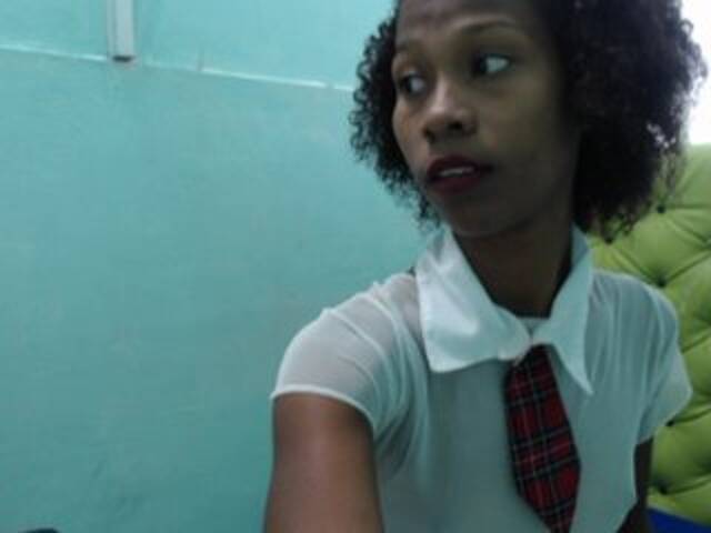 Transliacijos ekrano nuotraukos Ebonyaria