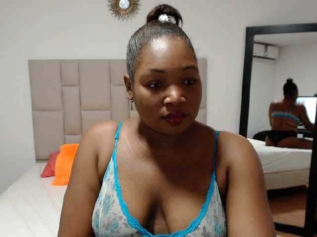 Nuotraukos EbonyCamille I wanna be full naked for youou! 199, we are 142 tokens closer!