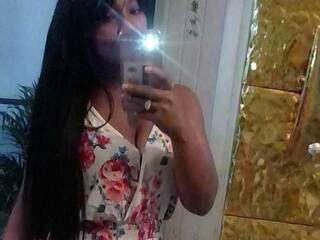 Erotinis vaizdo pokalbis Ebonydaniela