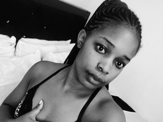 Erotinis vaizdo pokalbis ebonyliz