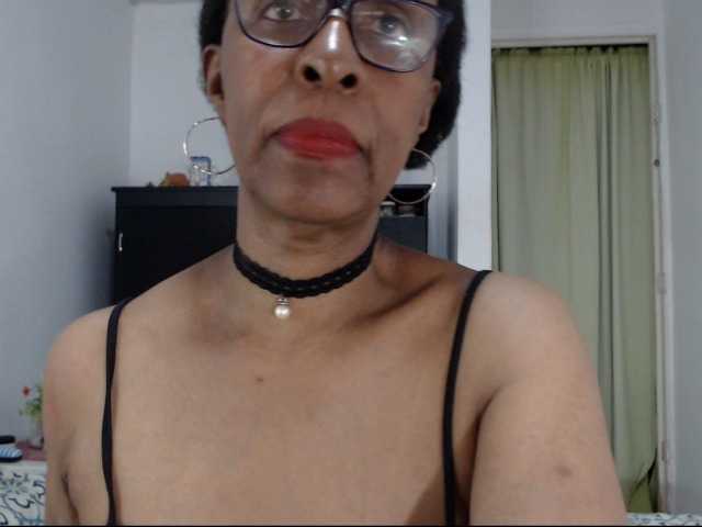Transliacijos ekrano nuotraukos ebonymilf
