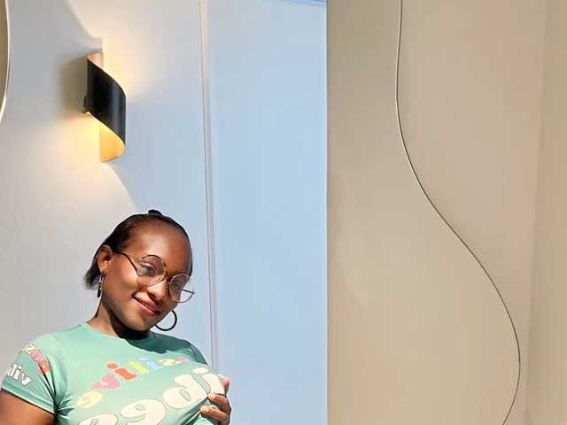 Profilio nuotrauka Ebonyteenhot