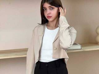 Erotinis vaizdo pokalbis ekatze007