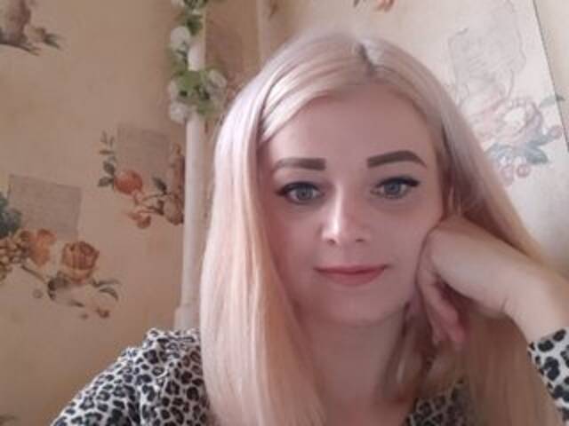 Transliacijos ekrano nuotraukos ElegantBlonda