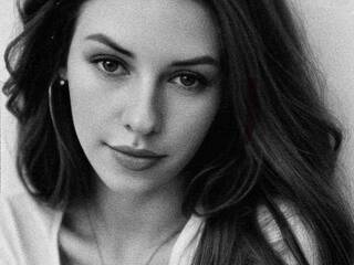 Erotinis vaizdo pokalbis ElegantLadyMia