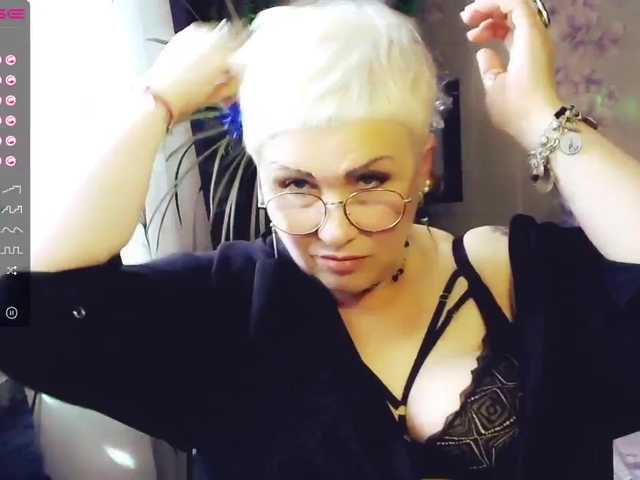 Nuotraukos Elenamilfa HELLO MY DEAR!!! GO IN PRIVATE!!)) I GIVE PLEASURE AND ORGASM!!! WANT TO HAVE FUN OR SEE MY BODY....GET AN ORGASM IN CHAT?)) LEAVE A TIP AND I WILL SHOW YOU A HOT SHOW IN CHAT!!! THERE ARE NO IMPRESSIONS WITHOUT A TOKEN!!)))
