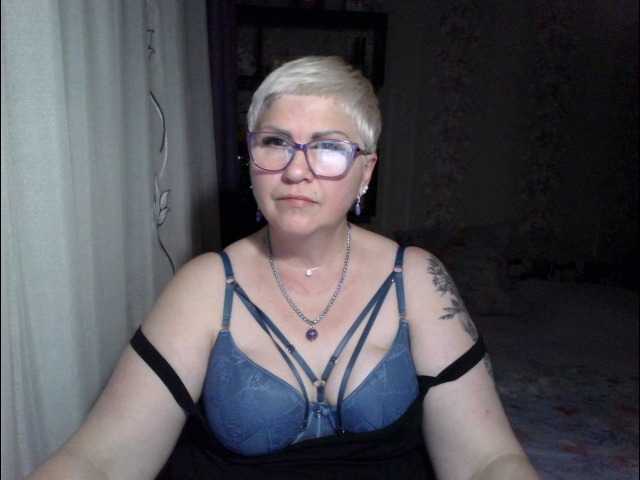 Nuotraukos Elenamilfa HI ALL!!! I'M ONLINE... COME AND FUCK ME!!! WE ARE WAITING FOR YOU AND WILL SHOW THE HOT SHOW!!! ASKING WITHOUT A TOKEN DOES NOT MEAN....DO NOT ANSWER!! BUT MY PUSSY IS VERY STRONGLY REACTING TO TOKENS!!!!