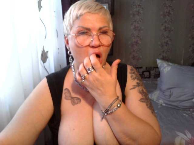 Nuotraukos Elenamilfa HI GUYS!!! I AM WAITING FOR YOUR VISIT AND MY HOT PRIVATES!!! LOVENS FROM 2 TOKENS!!!! PLEASE MY PUSSY)) I WILL MAKE YOU SATISFIED!!! I DO NOT ACCEPT REQUESTS WITHOUT TOKENS!!!! BE CAREFUL AND WATCH THE MENU!!!