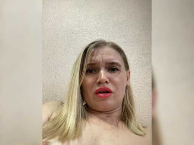 Transliacijos ekrano nuotraukos Milka_Milf
