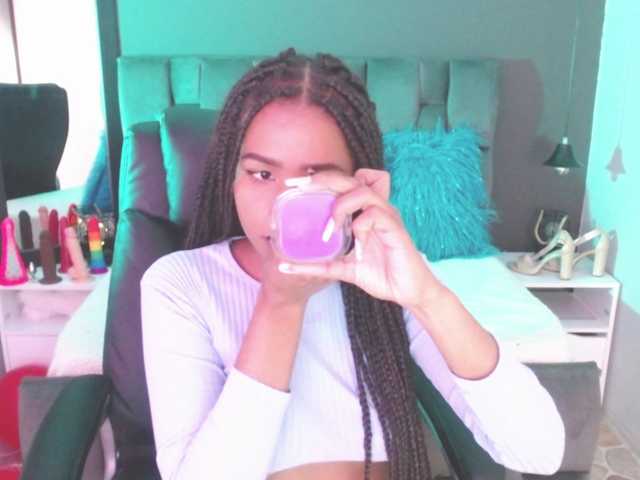 Transliacijos ekrano nuotraukos ELENNA-SNOW