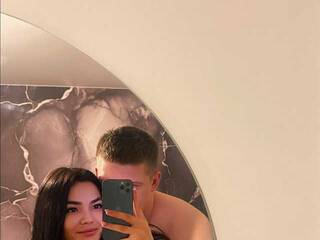 Erotinis vaizdo pokalbis Elgina69