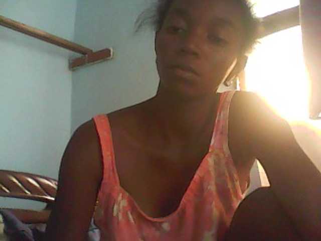 Transliacijos ekrano nuotraukos ElianeXhot