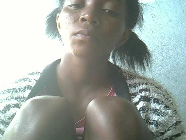 Transliacijos ekrano nuotraukos ElianeXhot