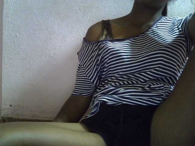 Transliacijos ekrano nuotraukos ElianeXhot