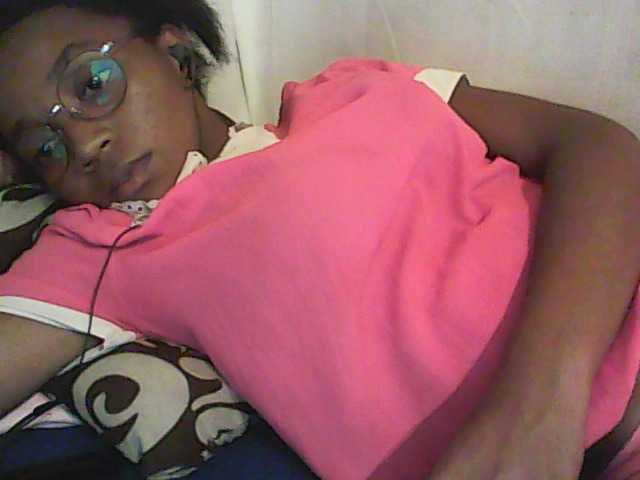 Transliacijos ekrano nuotraukos ElianeXhot