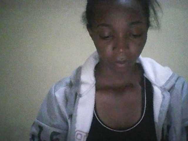 Transliacijos ekrano nuotraukos ElianeXhot