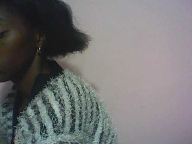 Transliacijos ekrano nuotraukos ElianeXhot