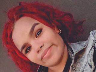 Erotinis vaizdo pokalbis Elirojo