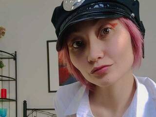 Erotinis vaizdo pokalbis Elis-Yoon