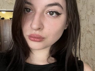 Erotinis vaizdo pokalbis ElisaAniston