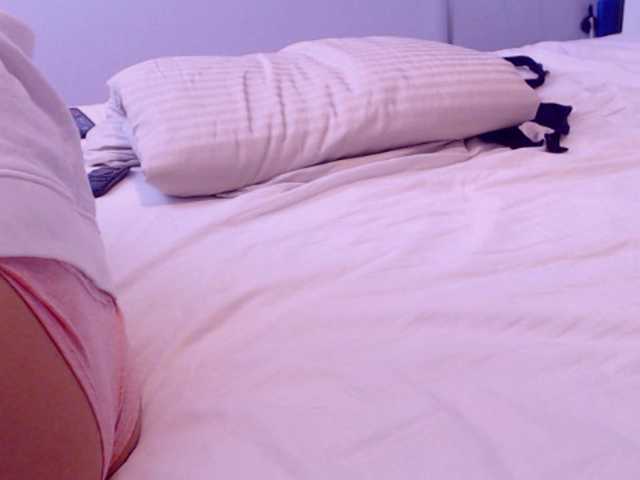Transliacijos ekrano nuotraukos EliseTyler