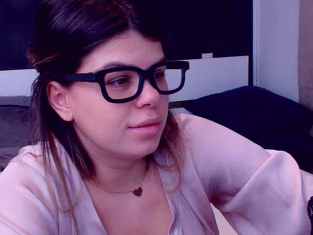 Transliacijos ekrano nuotraukos EliseTyler
