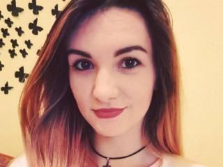 Erotinis vaizdo pokalbis elizalia