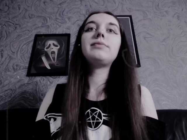 Transliacijos ekrano nuotraukos EllaDark