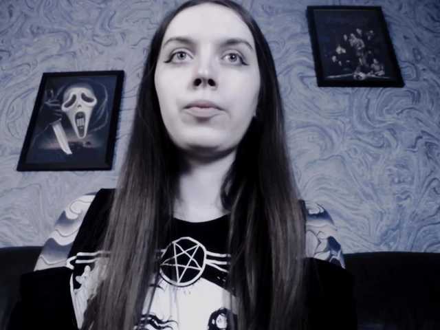 Transliacijos ekrano nuotraukos EllaDark