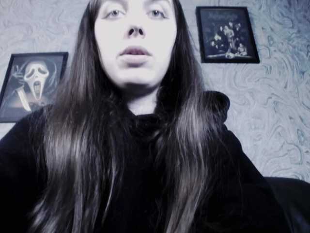 Transliacijos ekrano nuotraukos EllaDark
