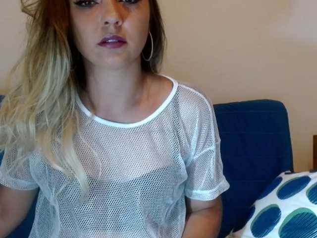 Transliacijos ekrano nuotraukos EllaDesiree