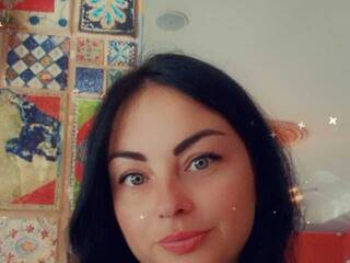 Erotinis vaizdo pokalbis Ellisha-Ellis