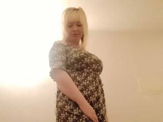 Erotinis vaizdo pokalbis ElliUensdey