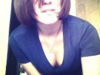 Erotinis vaizdo pokalbis elly7