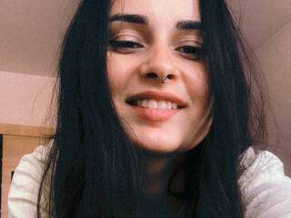 Erotinis vaizdo pokalbis ElvineRosy