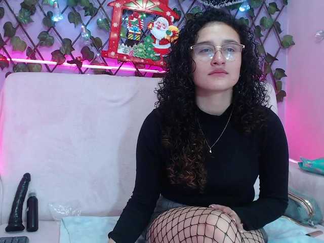 Transliacijos ekrano nuotraukos Ema-boobsy