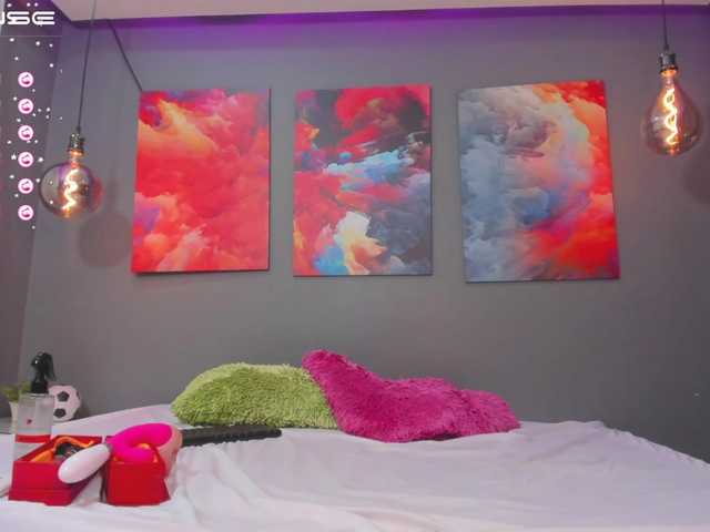 Transliacijos ekrano nuotraukos Ema-ebony