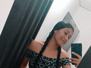 Erotinis vaizdo pokalbis Emely18a