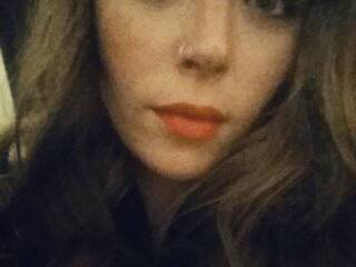 Erotinis vaizdo pokalbis EmeraldLove