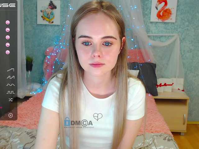 Nuotraukos EmiliaAnn My name is Milena to all, I will be glad to talk with you, I really want to get to the top, I will be grateful if you will help me with this ♥ for this you need to often throw into chat for 1-2 tokens ♥