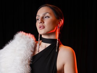 Erotinis vaizdo pokalbis EmiliaBeynard