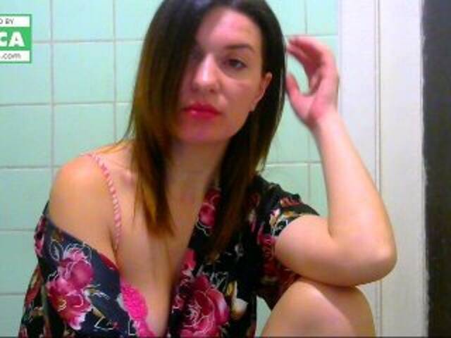 Transliacijos ekrano nuotraukos emillly