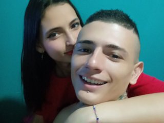 Erotinis vaizdo pokalbis Emily-manzon