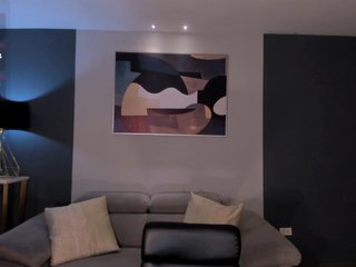 Erotinis vaizdo pokalbis EmilyArmstrong