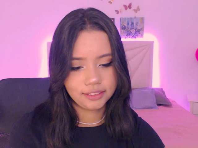 Transliacijos ekrano nuotraukos EmilyBloop
