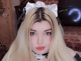 Erotinis vaizdo pokalbis EmilyCline