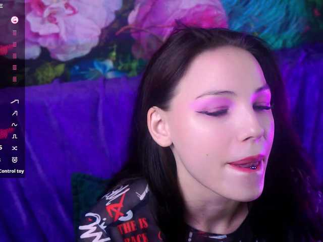 Transliacijos ekrano nuotraukos EmilyLuxxxury