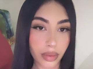 Erotinis vaizdo pokalbis EmilyRouse