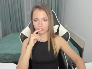 Erotinis vaizdo pokalbis EmilySkout